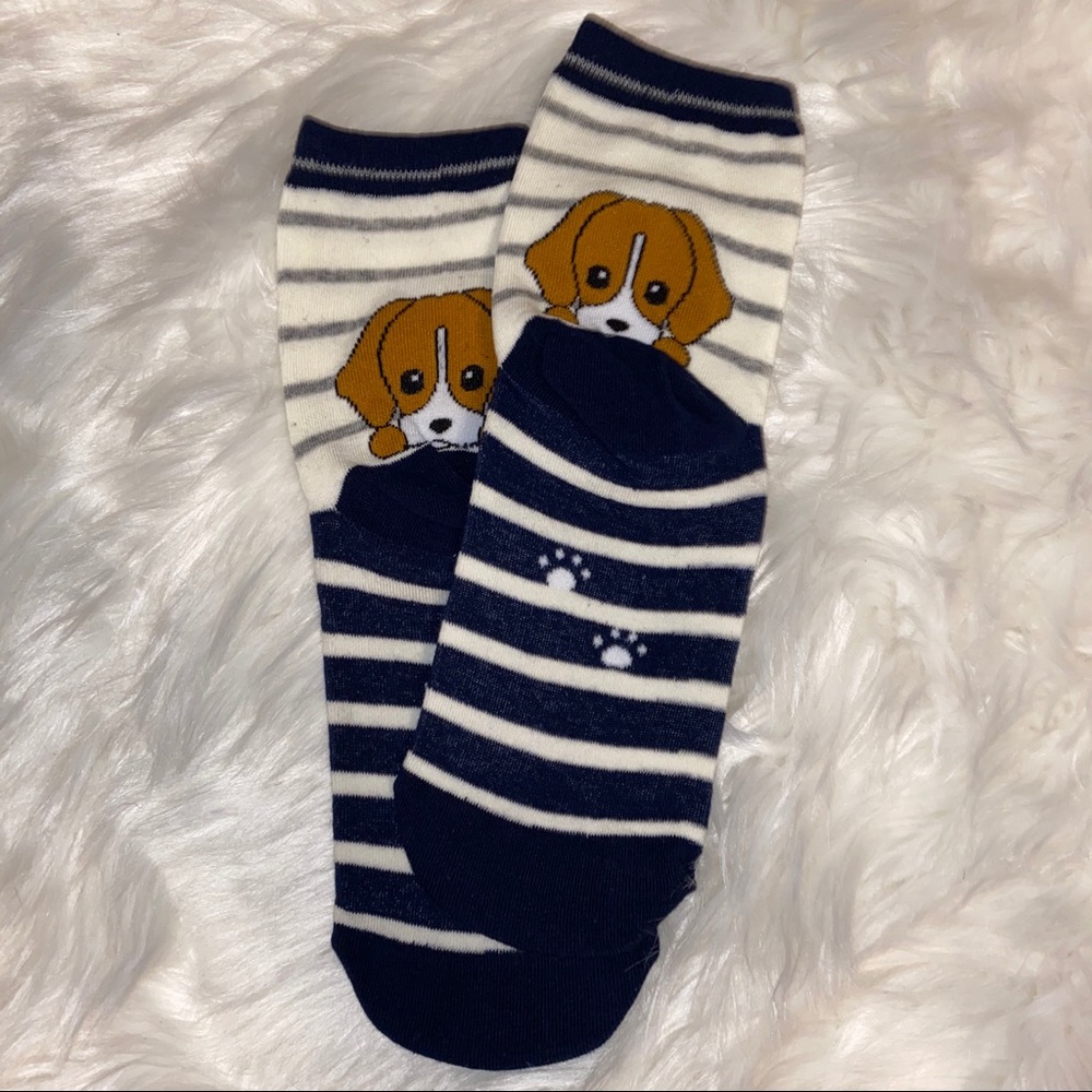 Sleepy Puppy Socks - Picture 3 of 3